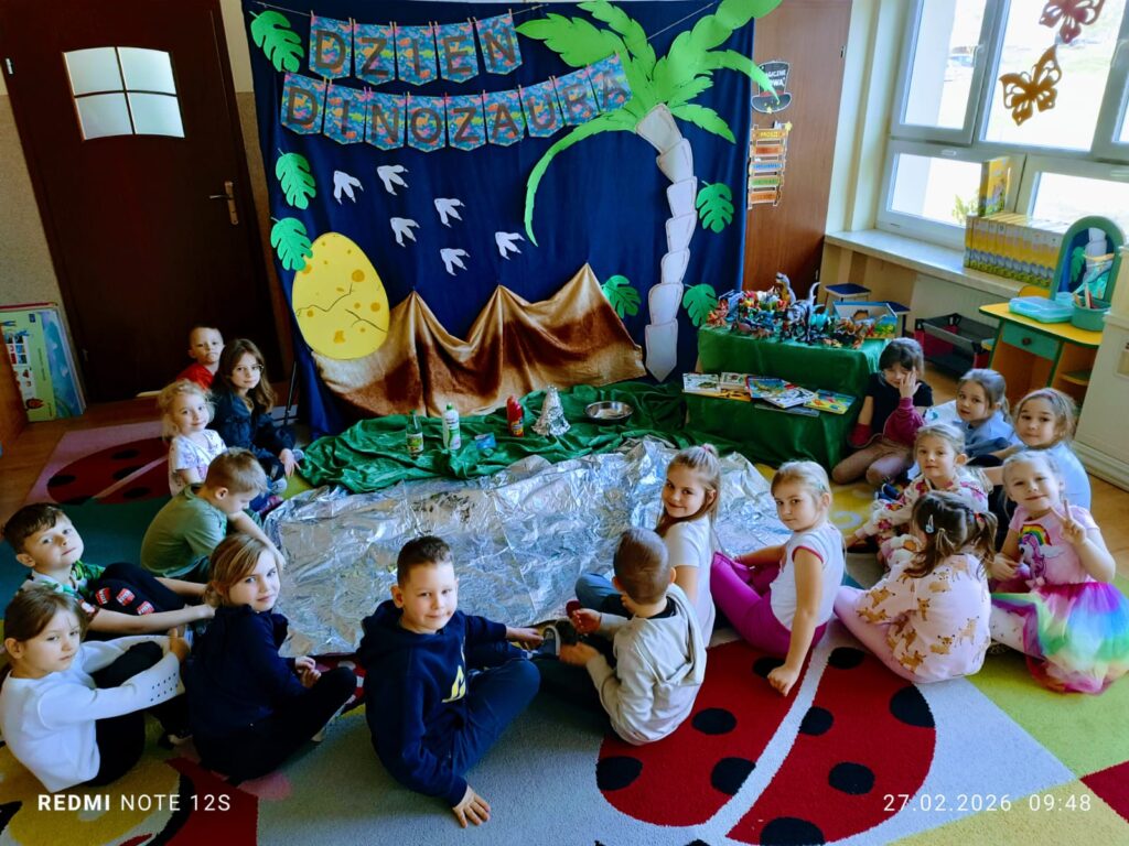 Eksepryment "WULKAN" w grupie "Motylki".