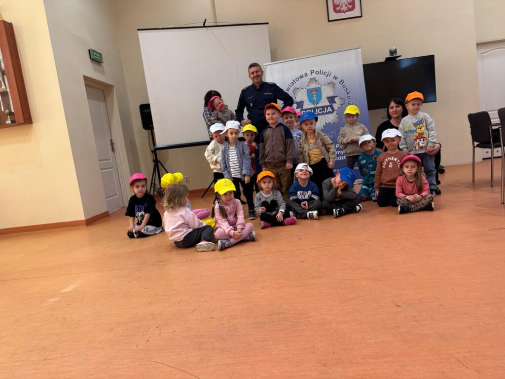 Zwiedzamy Komisariat Policji 
w Busku-Zdroju