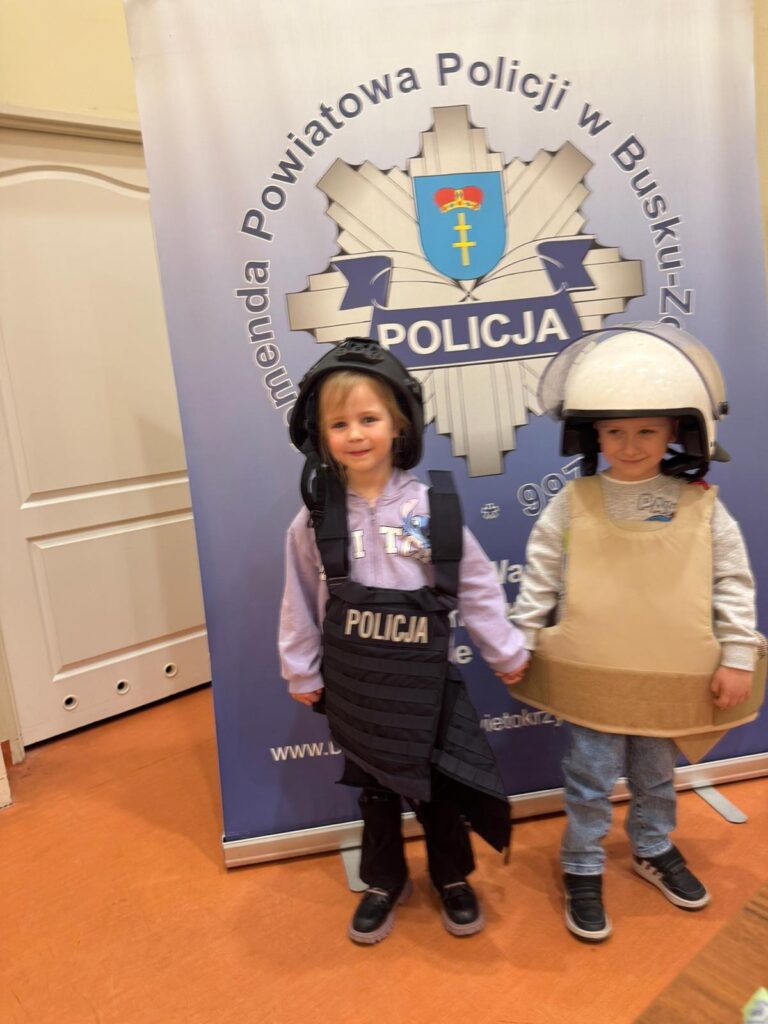 Zwiedzamy Komisariat Policji 
w Busku-Zdroju