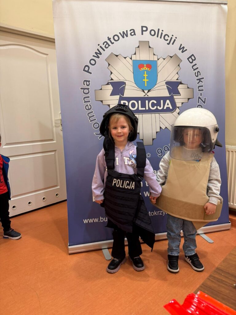 Zwiedzamy Komisariat Policji 
w Busku-Zdroju
