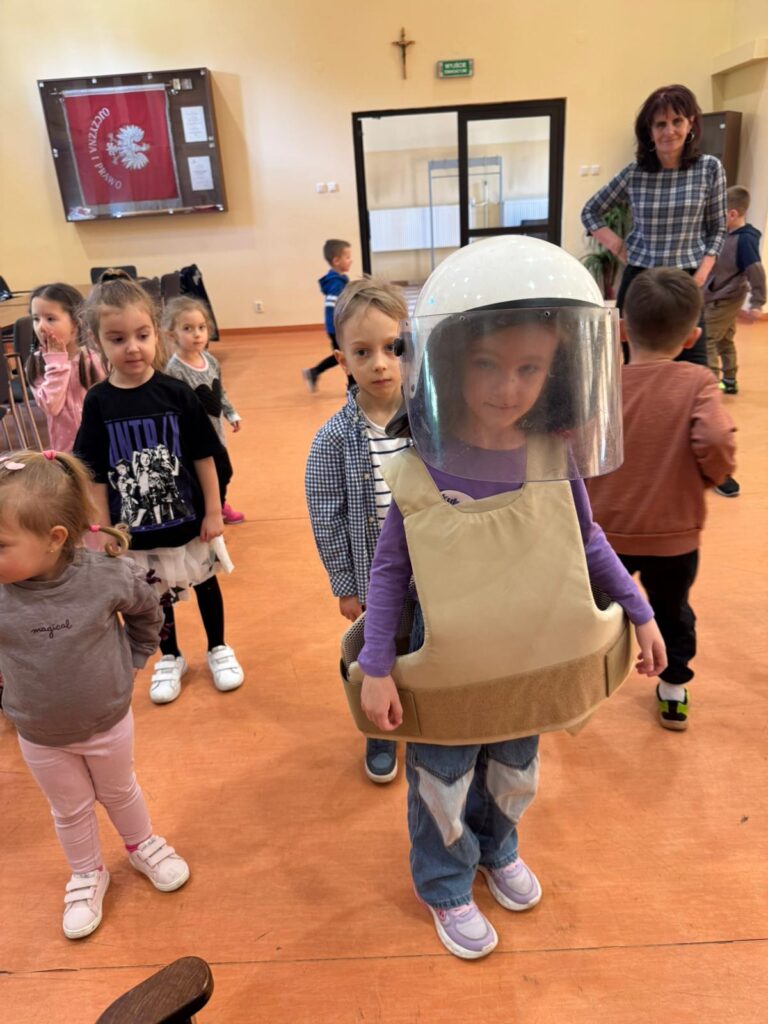 Zwiedzamy Komisariat Policji 
w Busku-Zdroju