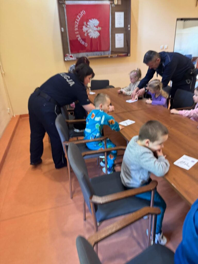 Zwiedzamy Komisariat Policji 
w Busku-Zdroju