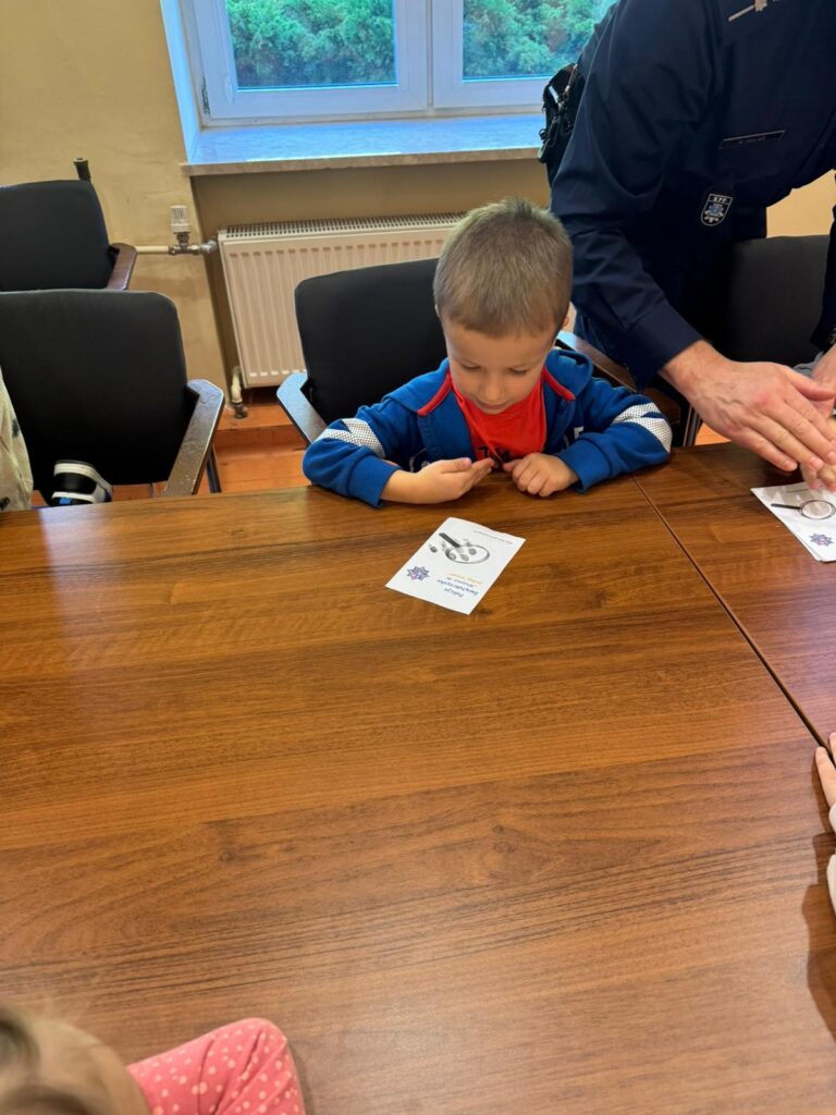 Zwiedzamy Komisariat Policji 
w Busku-Zdroju