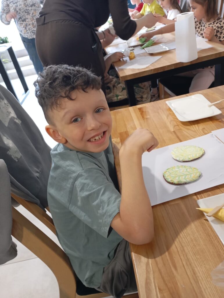 Warsztaty wielkanocne w Willi Moćkówka w Busku-Zdroju. Grupa "Pszczółki".