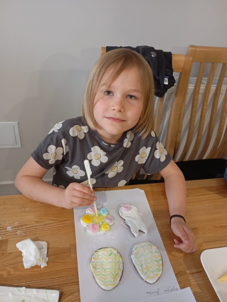 Warsztaty wielkanocne w Willi Moćkówka w Busku-Zdroju. Grupa "Pszczółki".