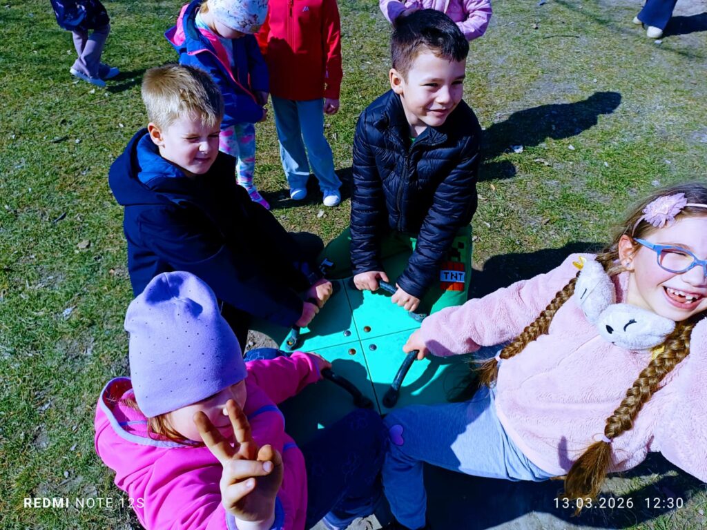 "Motylki" w poszukiwaniu wiosny i Znanych Polaków-realizacja edukacji regionalnej.