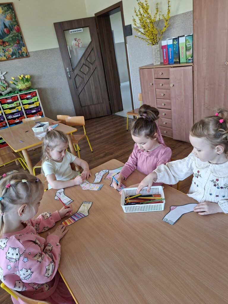 "Wiewiórki" w Akcji "Wyjątkowa Skarpetka".