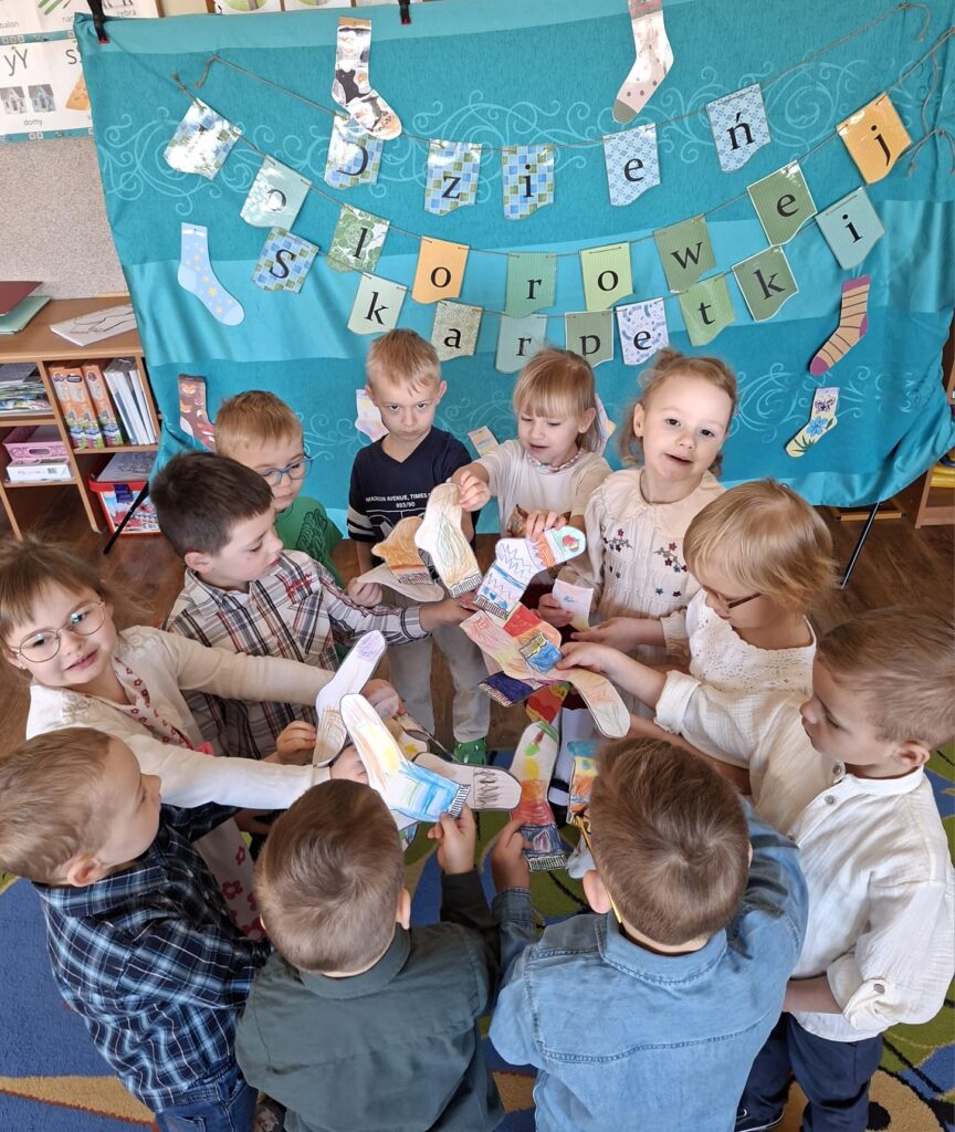 "Wiewiórki" w Akcji "Wyjątkowa Skarpetka".