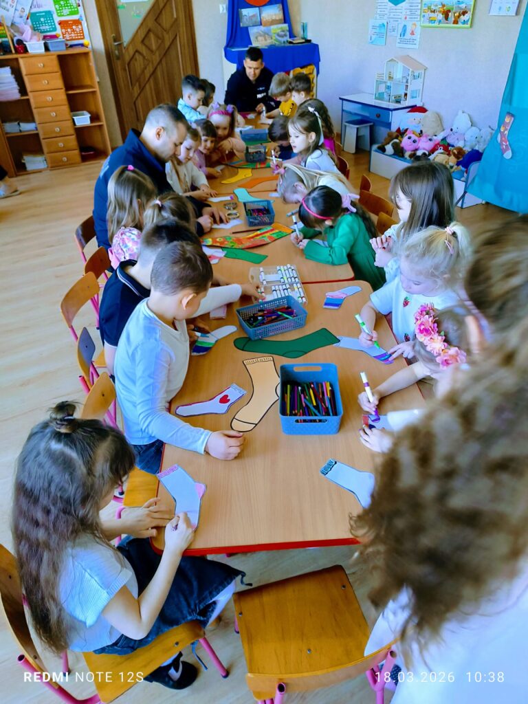 Akcja "Wyjątkowa Skarpetka" w grupie "Motylki".


