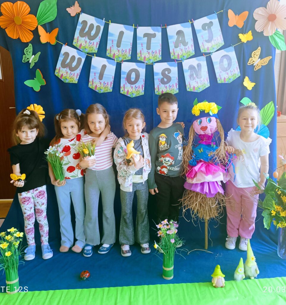 Powitanie Wiosny w grupie "Motylki". 