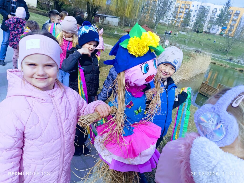 Powitanie Wiosny w grupie "Motylki". 