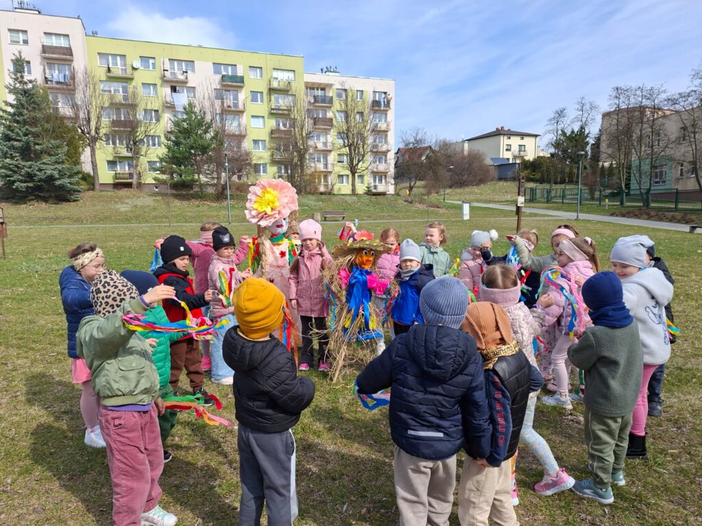 "Wiewiórki" witają WIOSNĘ.