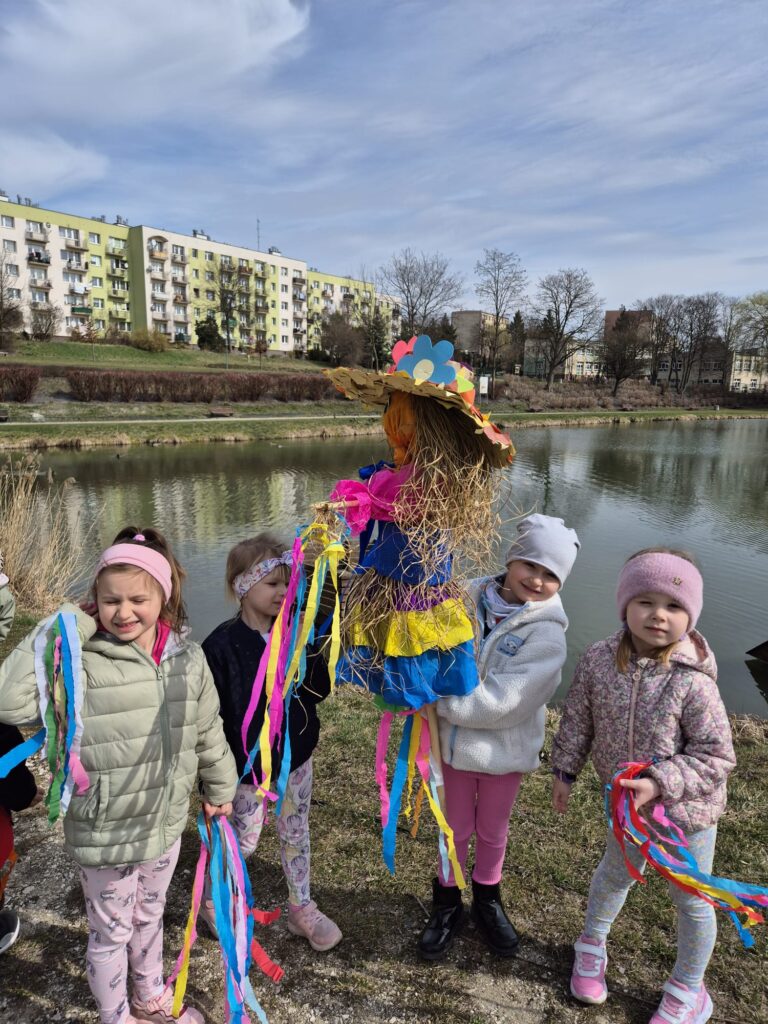 "Wiewiórki" witają WIOSNĘ.