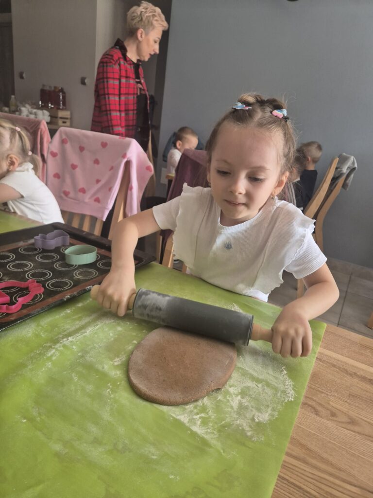 "Wiewiórki" na Wielkanocnych Warsztatach Kulinarnych w Willi "Moćkówka" w Busku-Zdroju.