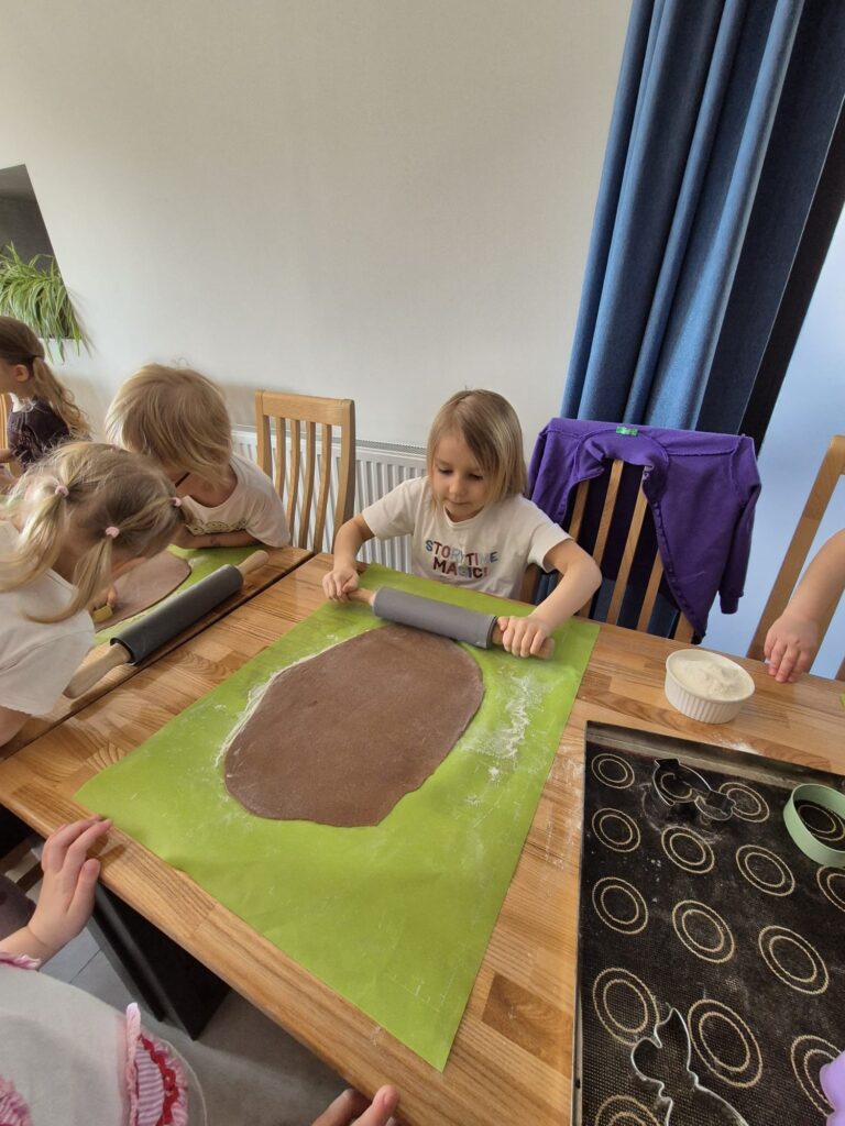 "Wiewiórki" na Wielkanocnych Warsztatach Kulinarnych w Willi "Moćkówka" w Busku-Zdroju.