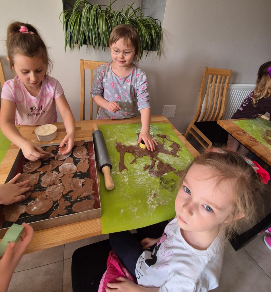 "Wiewiórki" na Wielkanocnych Warsztatach Kulinarnych w Willi "Moćkówka" w Busku-Zdroju.