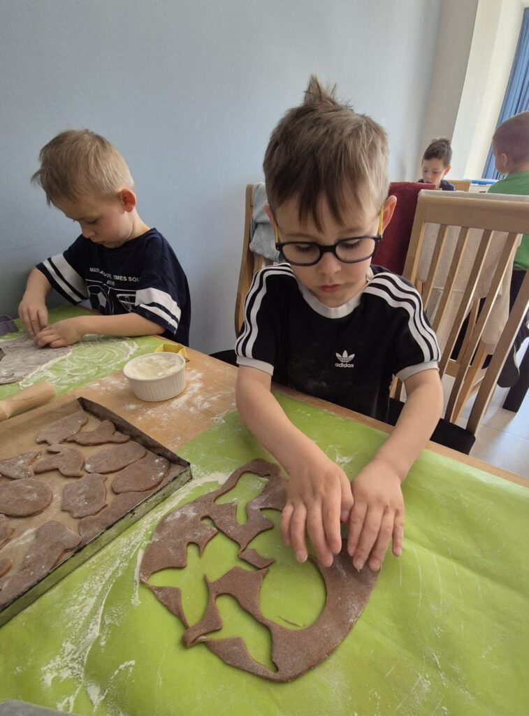 "Wiewiórki" na Wielkanocnych Warsztatach Kulinarnych w Willi "Moćkówka" w Busku-Zdroju.