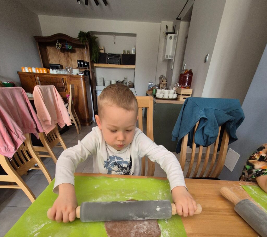 "Wiewiórki" na Wielkanocnych Warsztatach Kulinarnych w Willi "Moćkówka" w Busku-Zdroju.