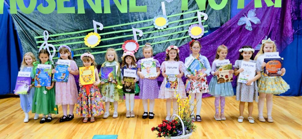 Konkurs wokalny „Wiosenne Nutki”.