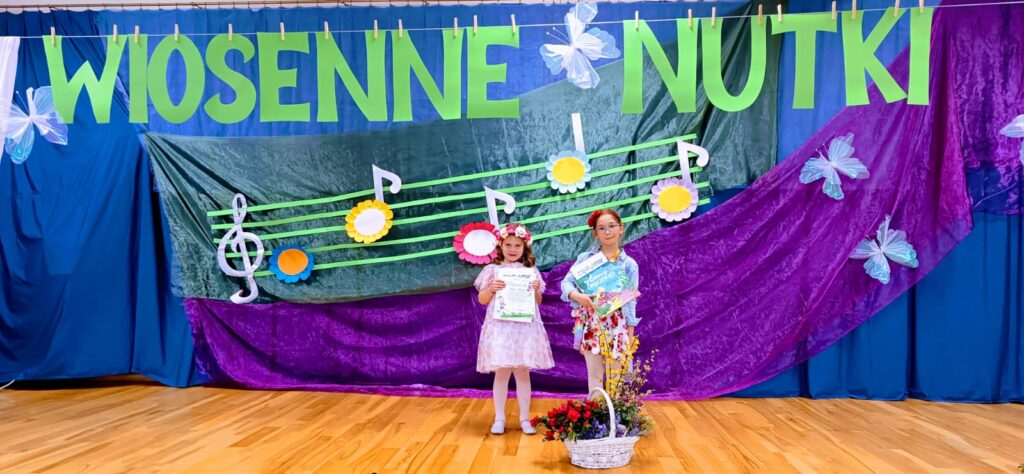 Konkurs wokalny „Wiosenne Nutki”.