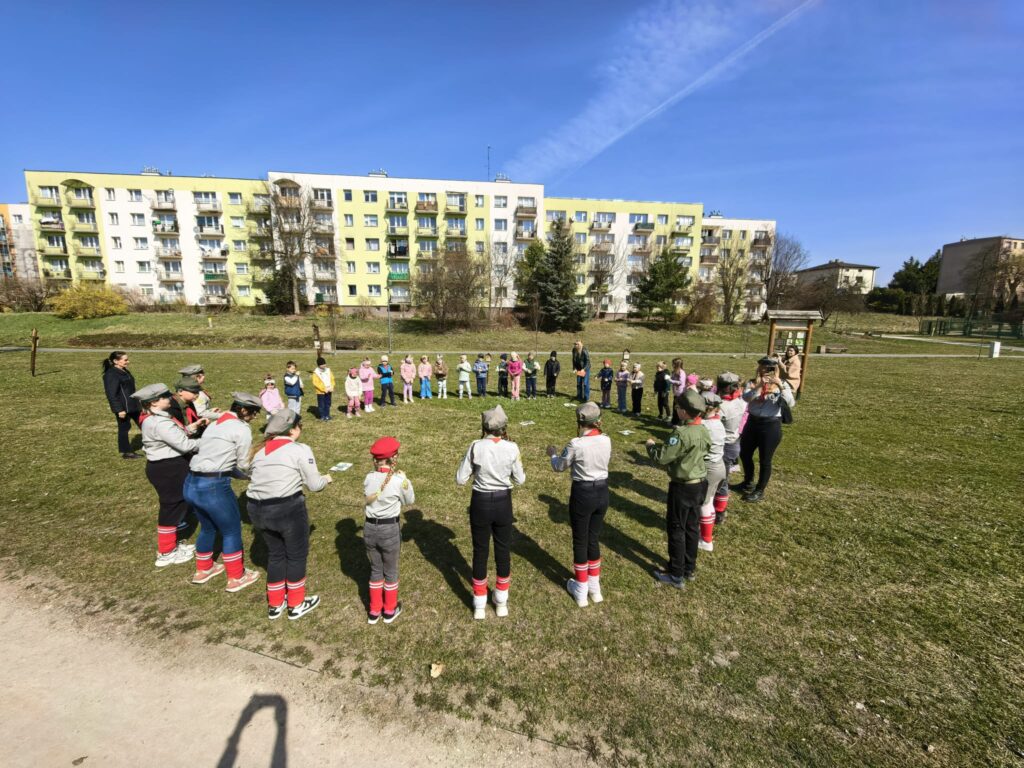 "Motylki"- Spotkanie z harcerzami – nauka przez zabawę.