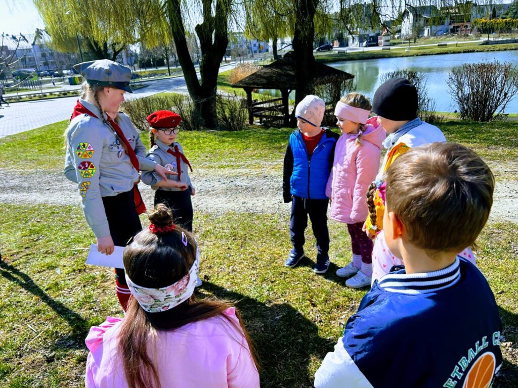 "Motylki"- Spotkanie z harcerzami – nauka przez zabawę.