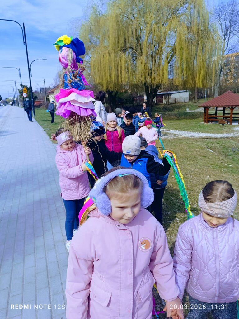 Powitanie Wiosny w grupie "Motylki". 