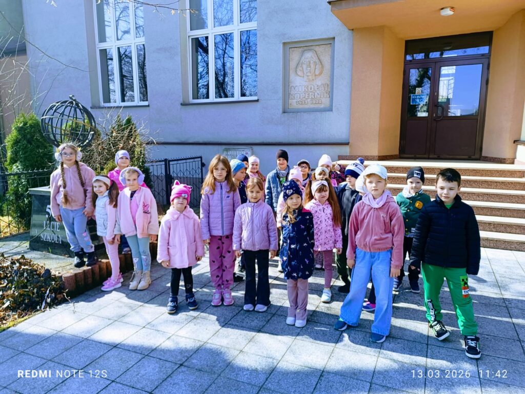 "Motylki" w poszukiwaniu wiosny i Znanych Polaków-realizacja edukacji regionalnej.