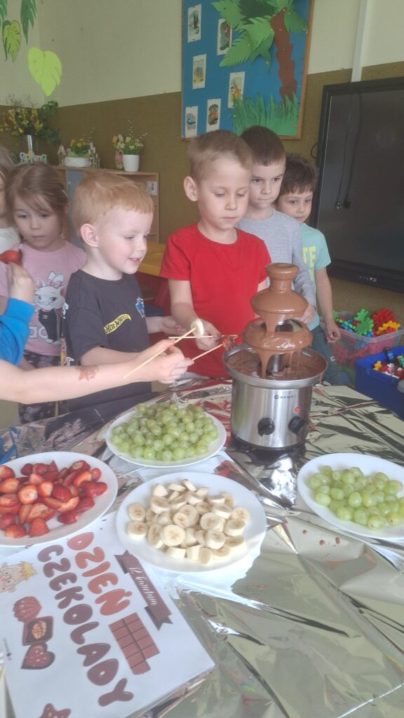 DZIEŃ CZEKOLADY - GRUPA ŻYRAFKI
