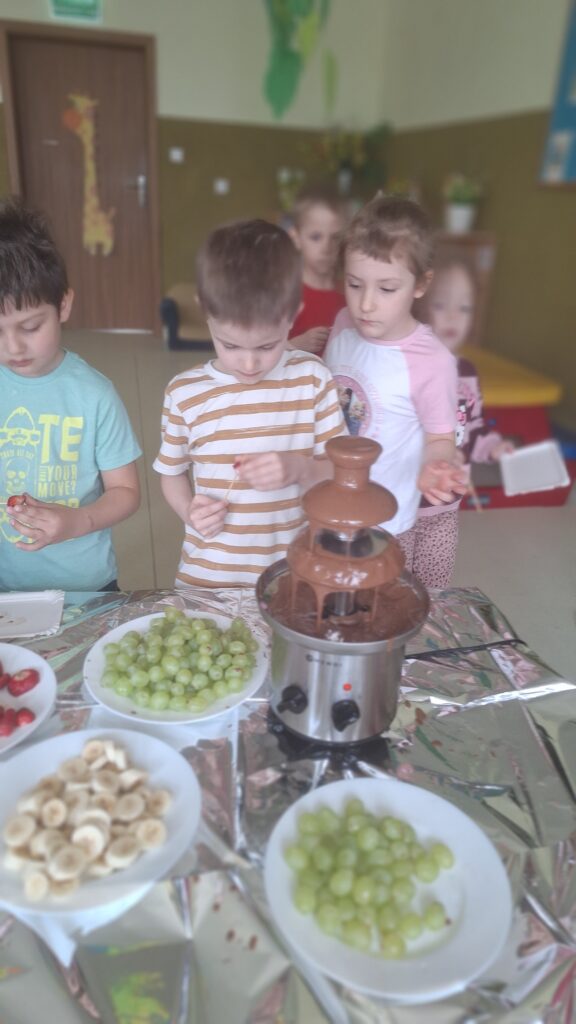 DZIEŃ CZEKOLADY - GRUPA ŻYRAFKI