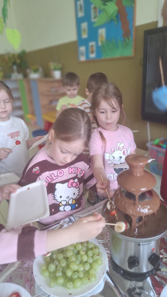 DZIEŃ CZEKOLADY - GRUPA ŻYRAFKI