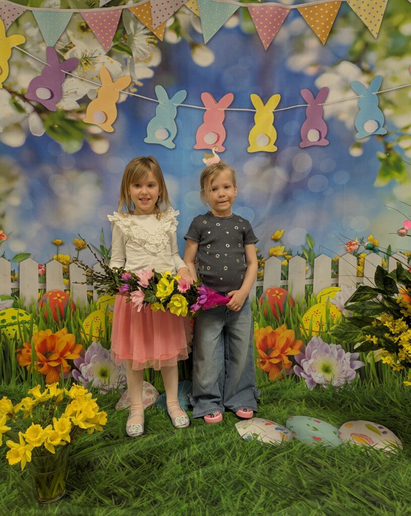 WESOŁYCH ŚWIĄT ŻYCZĄ TYGRYSKI