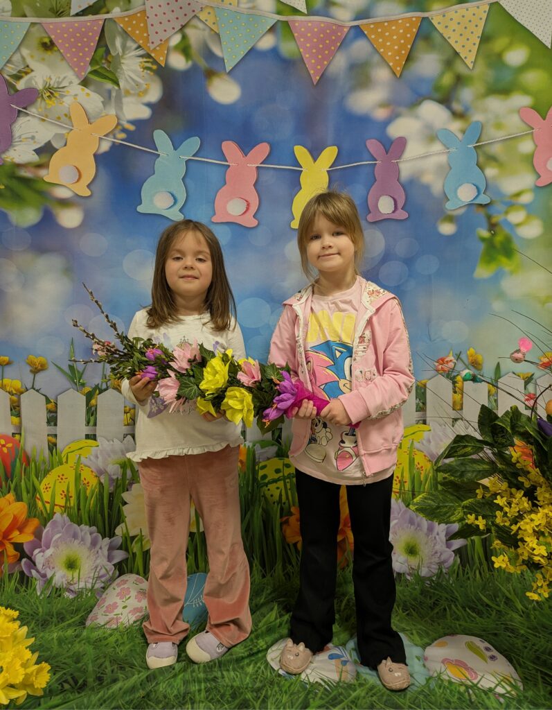 WESOŁYCH ŚWIĄT ŻYCZĄ TYGRYSKI