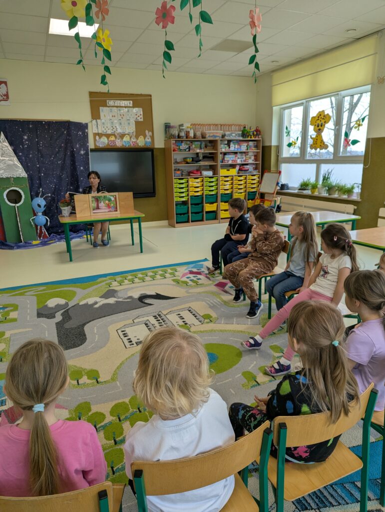 SPOTKANIE Z PANIĄ BIBLIOTEKARKĄ - GRUPA TYGRYSKI