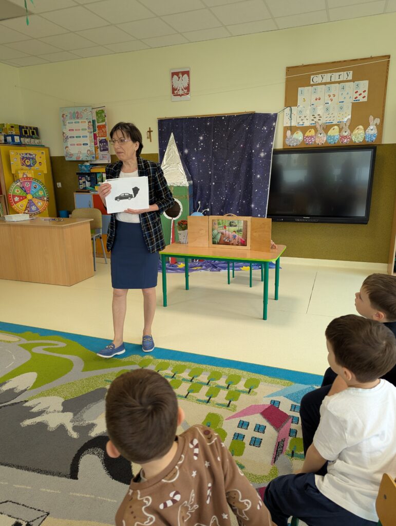SPOTKANIE Z PANIĄ BIBLIOTEKARKĄ - GRUPA TYGRYSKI