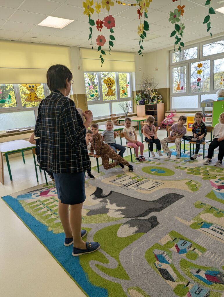 SPOTKANIE Z PANIĄ BIBLIOTEKARKĄ - GRUPA TYGRYSKI