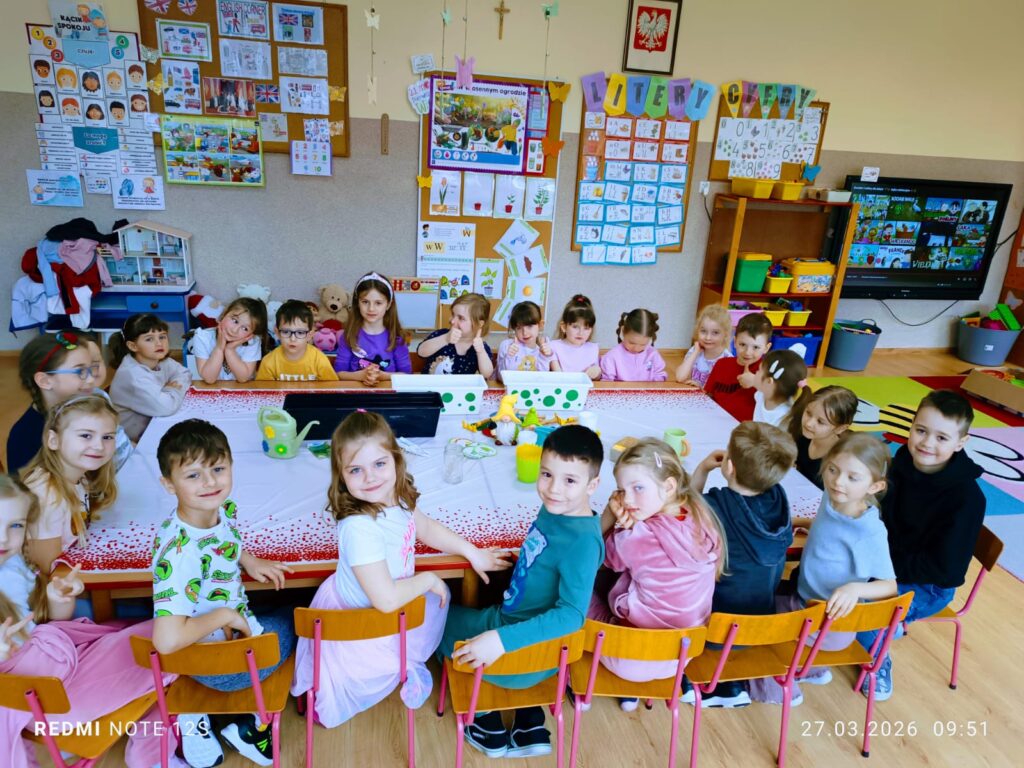 „Motylki” zakładają swój wiosenny ogródek.