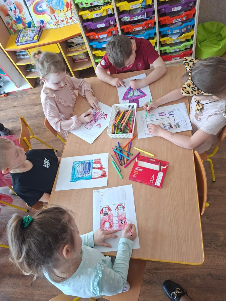 Udział dzieci w grupowym Konkursie Matematycznym.