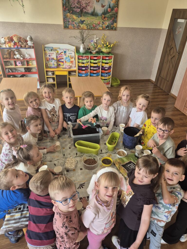 Wiosenny Ogródek w grupie "Wiewiórek".