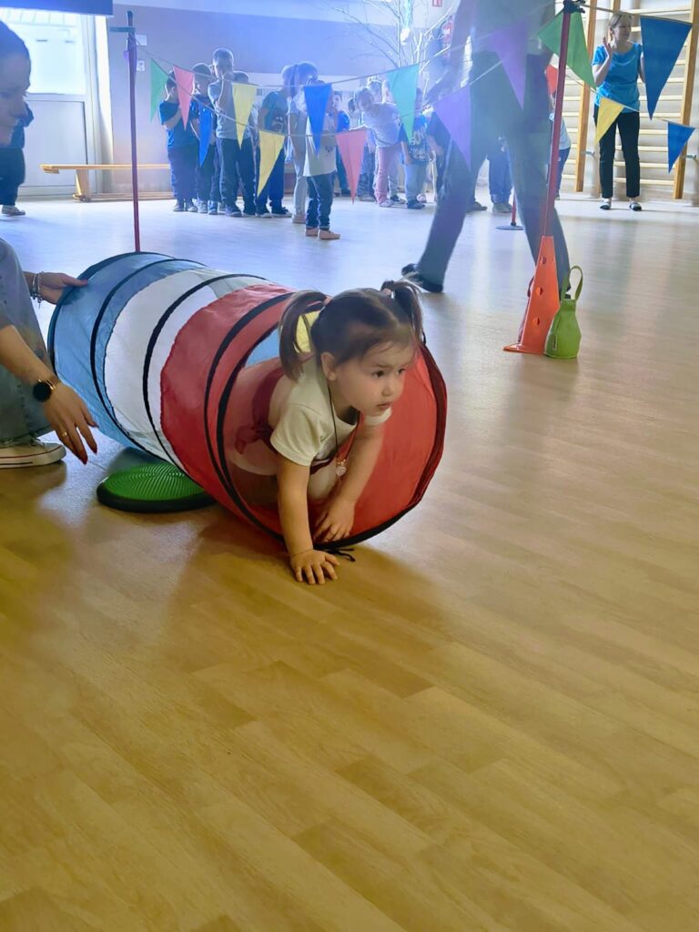 "Niebieskie Igrzyska" w Publicznym Przedszkolu Nr 2 w Busku-Zdroju.