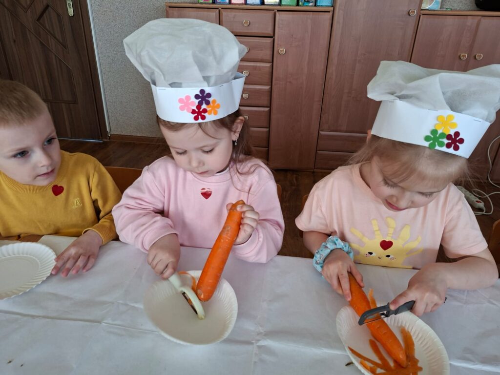 Dzień Marchewki w grupie "Wiewiórki".