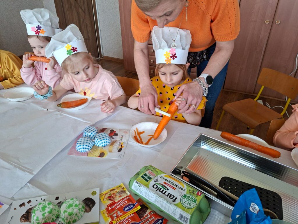 Dzień Marchewki w grupie "Wiewiórki".