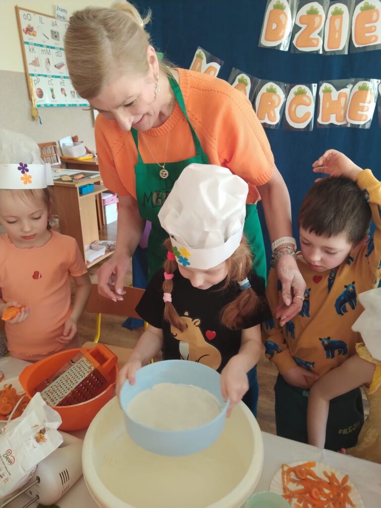 Dzień Marchewki w grupie "Wiewiórki".