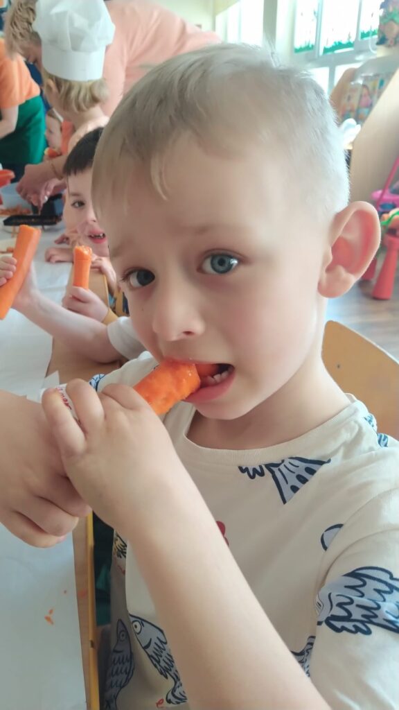 Dzień Marchewki w grupie "Wiewiórki".