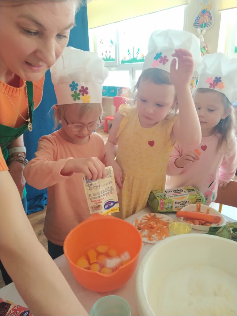Dzień Marchewki w grupie "Wiewiórki".