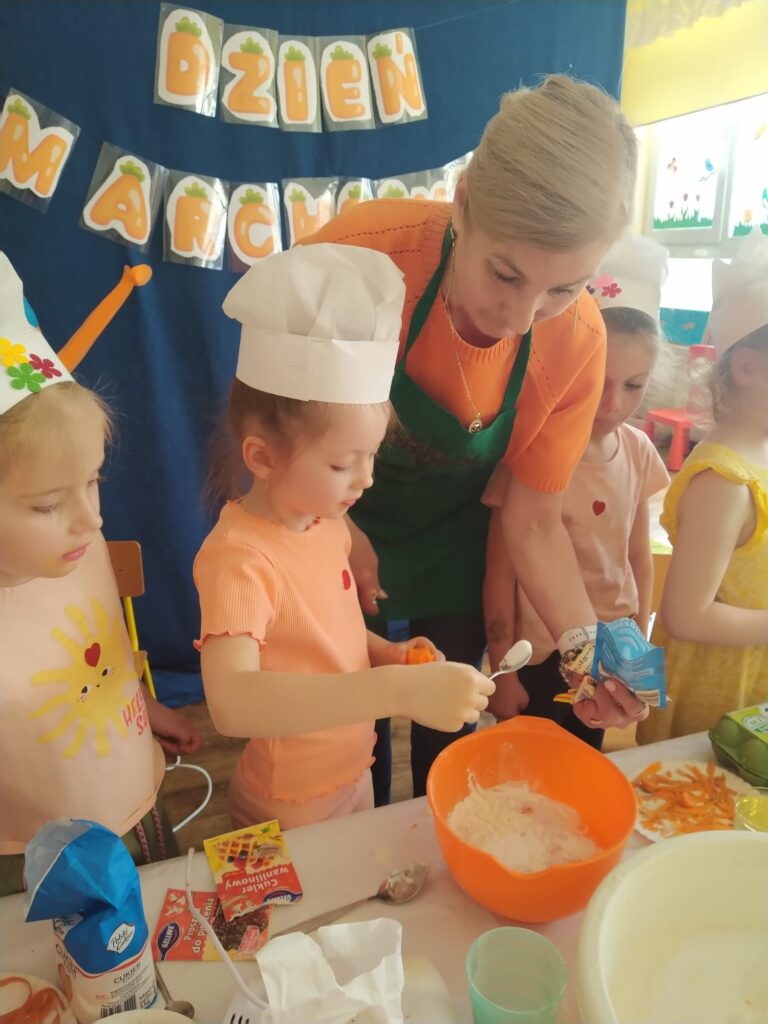 Dzień Marchewki w grupie "Wiewiórki".