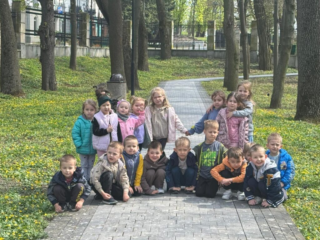 Wiosenny spacer po parku zdrojowym