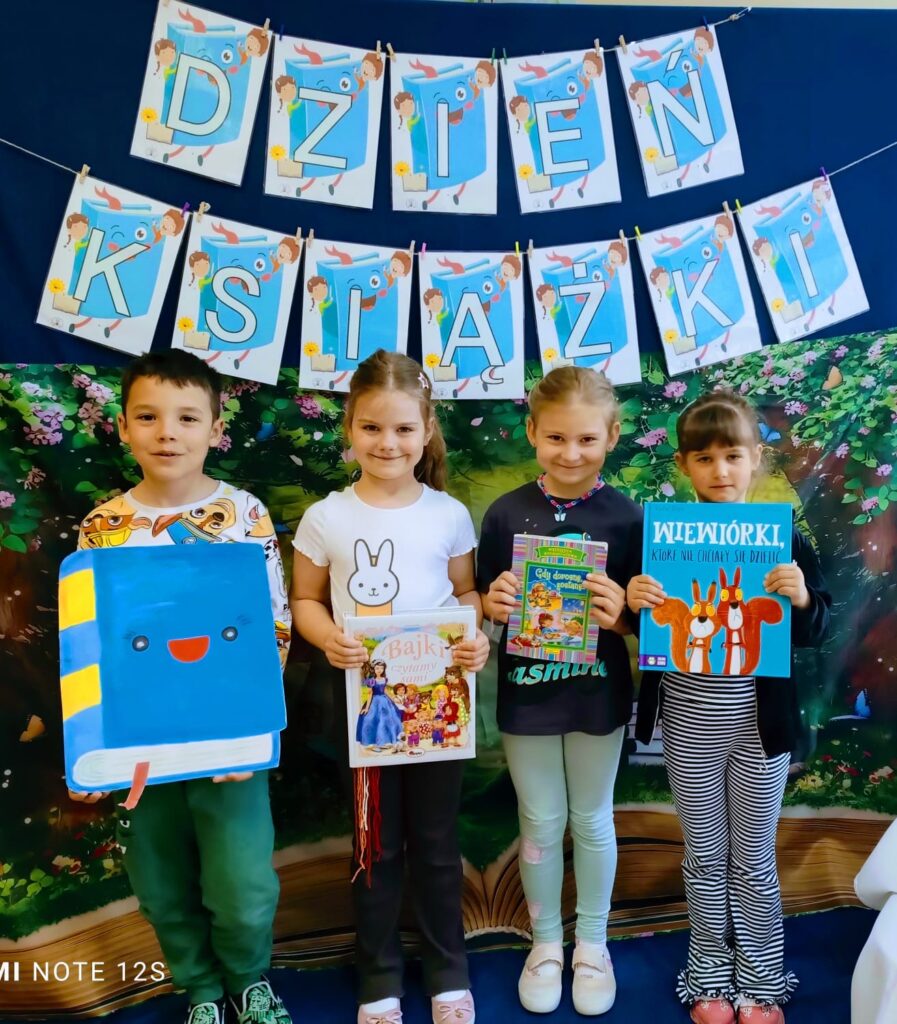 Dzień Książki w grupie "Motylki".