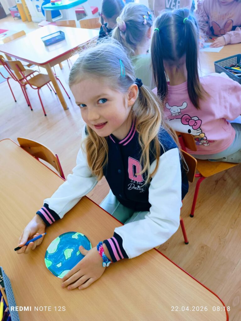 Światowy Dzień Ziemi w grupie "Motylki".