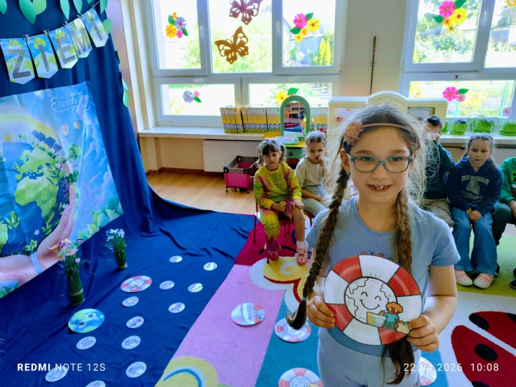 Światowy Dzień Ziemi w grupie "Motylki".